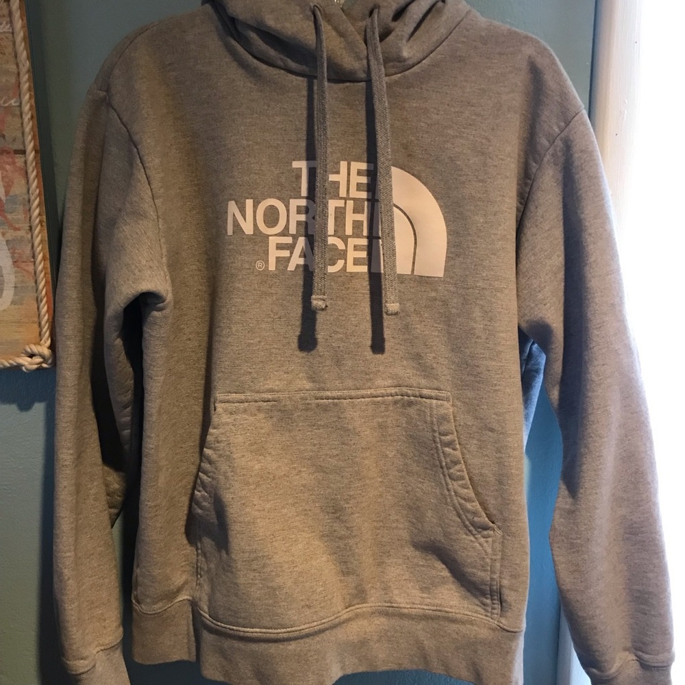 The North Face pull over hoodie